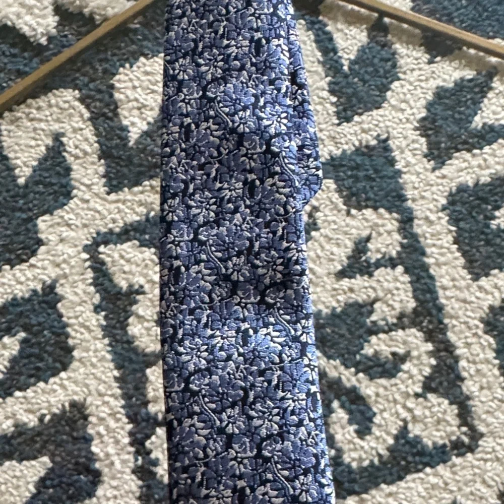 Joseph Abboud Kids Blue Patterned Tie